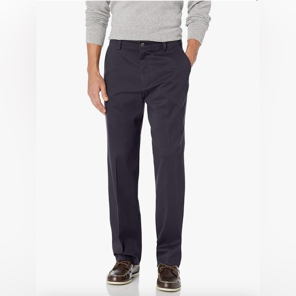 NWT Dockers Men's Classic Fit Easy Khaki Pants